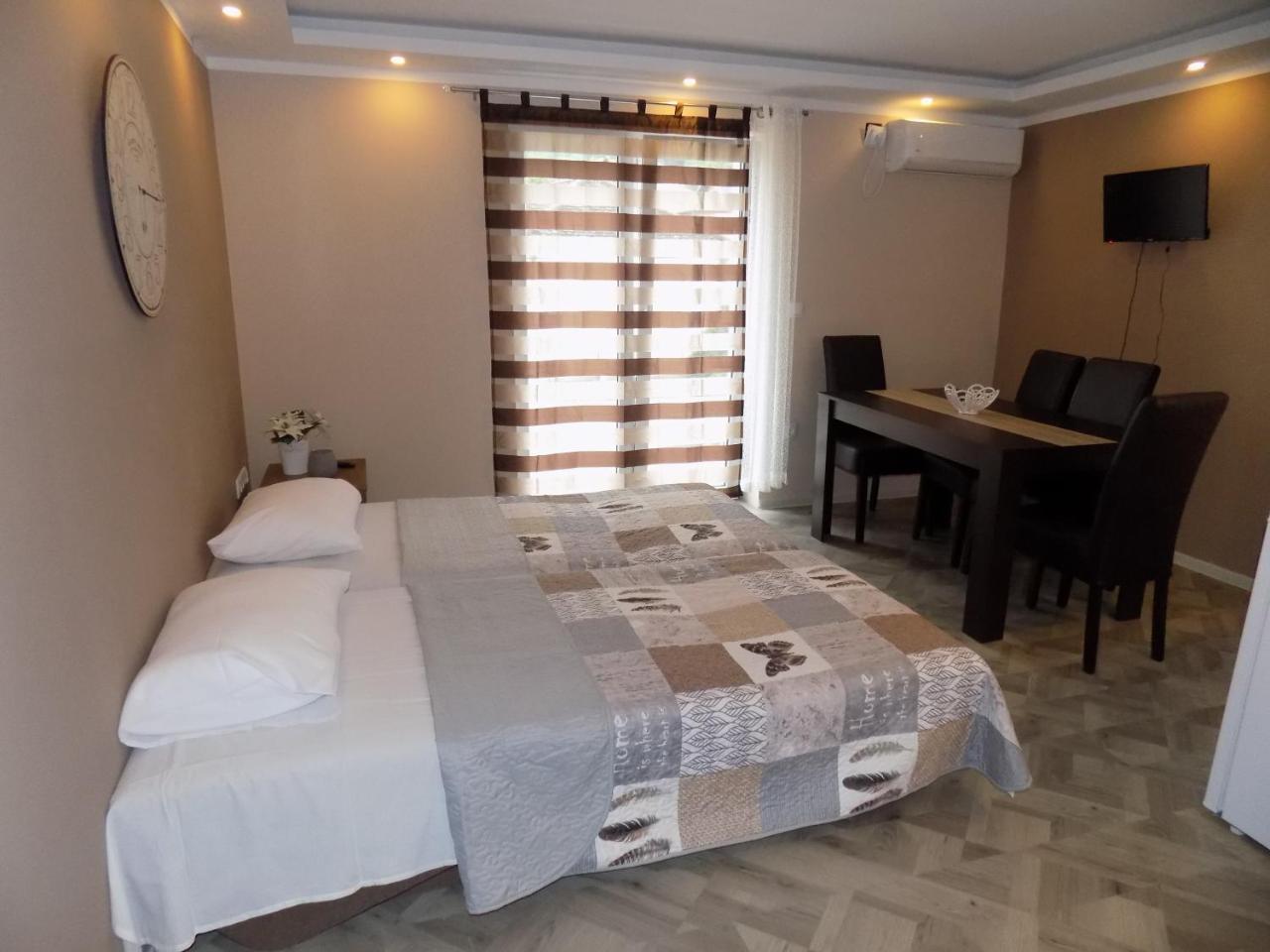 Apartman Bogic Ґолубац Екстер'єр фото